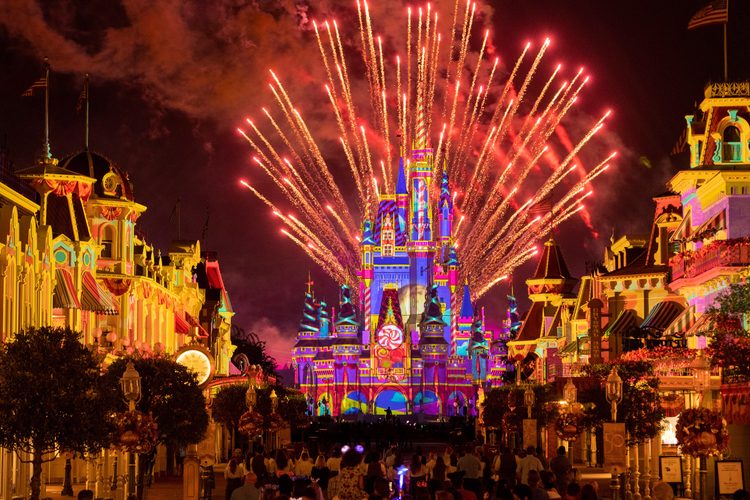 Assista aos novos shows noturnos do Walt Disney World Resort
