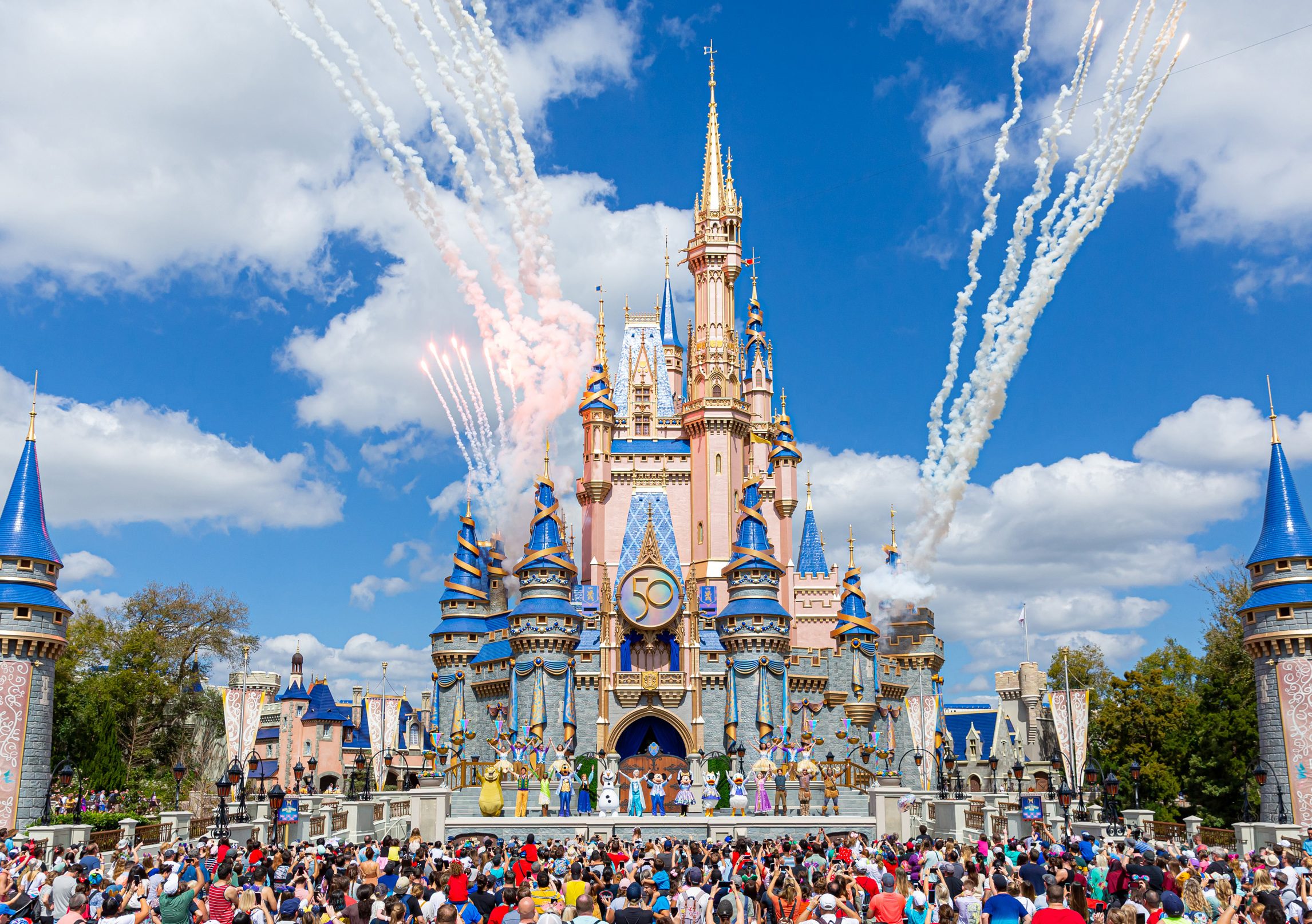 Disney mostra imagens do novo show do Magic Kingdom